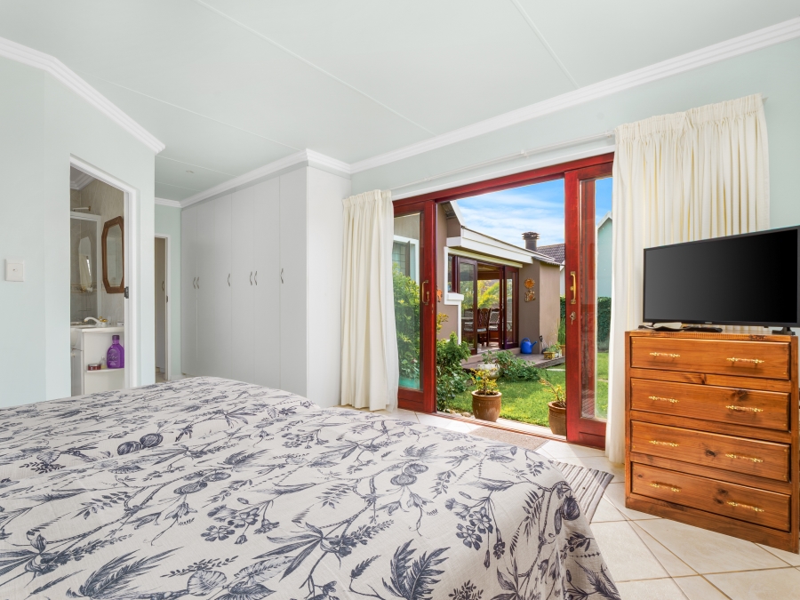 3 Bedroom Property for Sale in The Island Western Cape